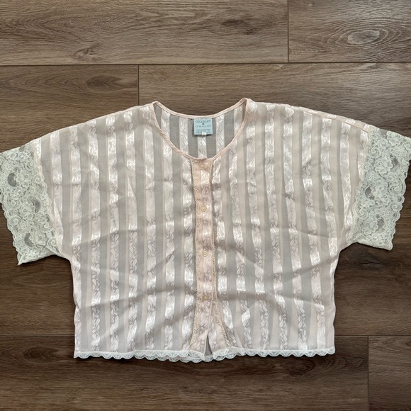 Coquette VTG Cropped Blush Pink Blouse with Metallic Thread Vintage Feminine - Picture 2 of 12